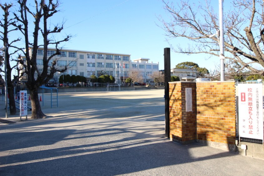 香住ケ丘小学校(小学校)まで350m サニーヒル