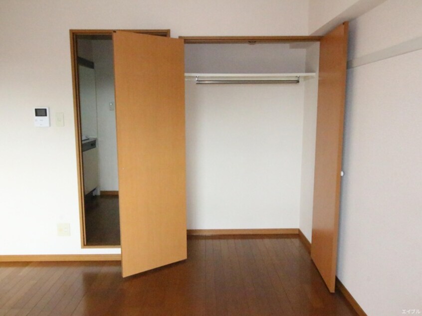 収納 マルワノ－ブルエイト