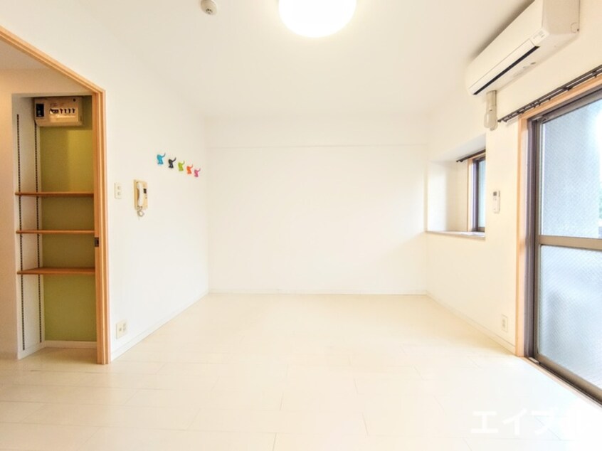 居室 エミリエ博多