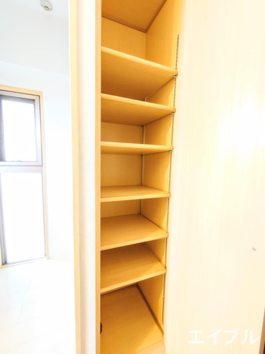 靴箱 エミリエ博多