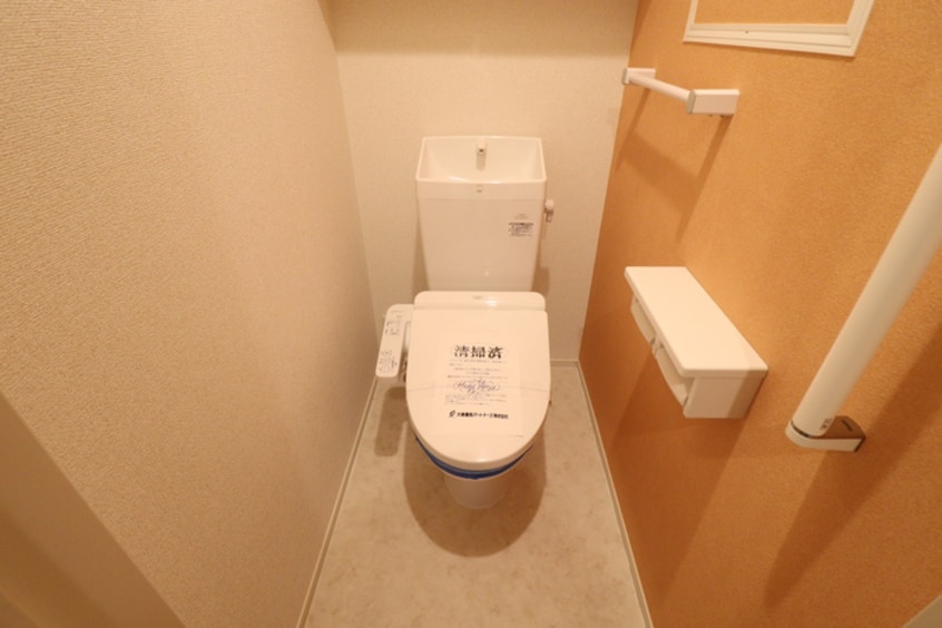 トイレ レジデンス　プラム　３