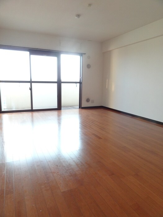 居室 ＱＭ壱番館