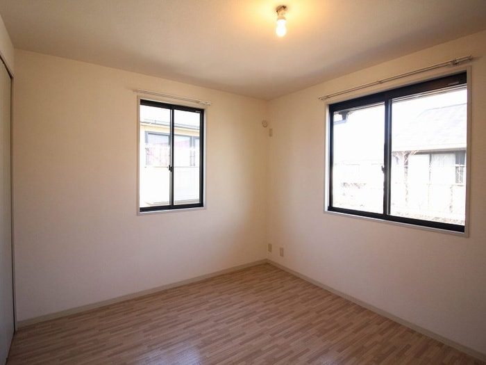 居室 プラティ－ク　ヴィラ　Ｂ棟