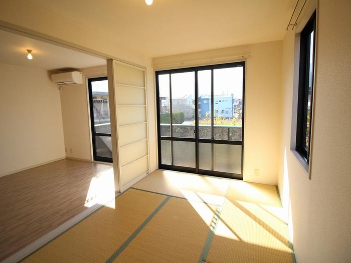 居室 プラティ－ク　ヴィラ　Ｂ棟