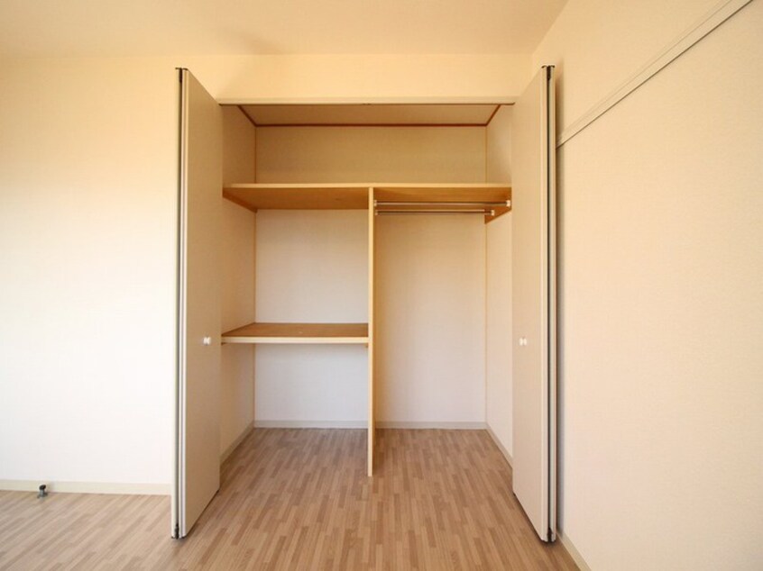 収納 プラティ－ク　ヴィラ　Ｂ棟