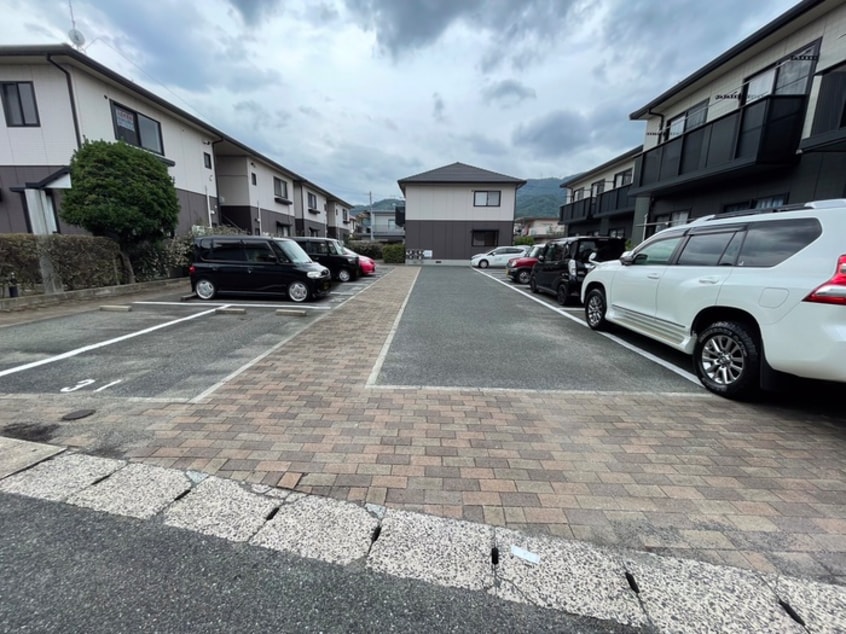 駐車場 リジェール尾倉Ⅱ Ａ棟