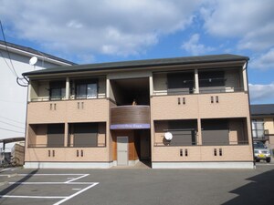 イーストニュータウン