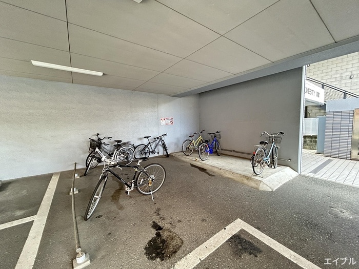 駐輪場 HONESTY高宮