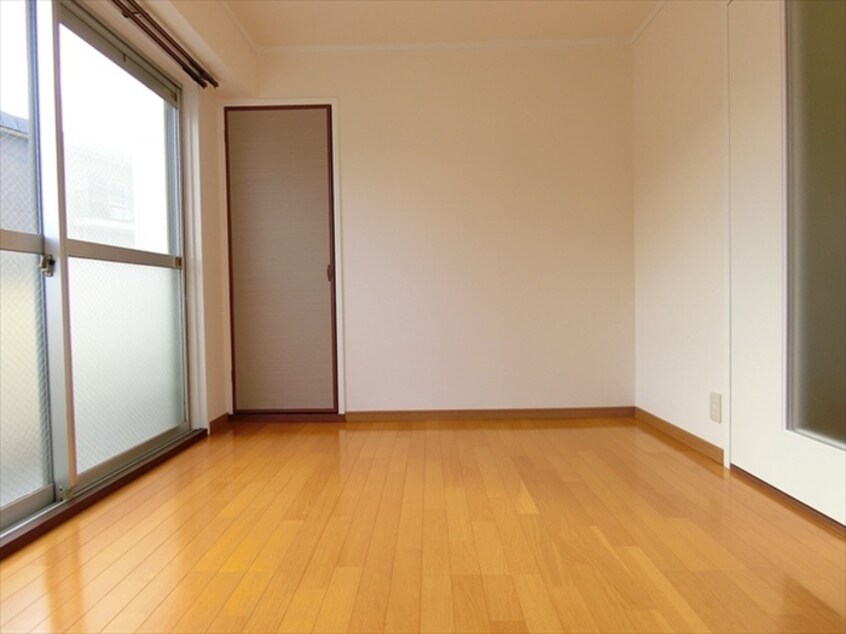 居室 シティ別府