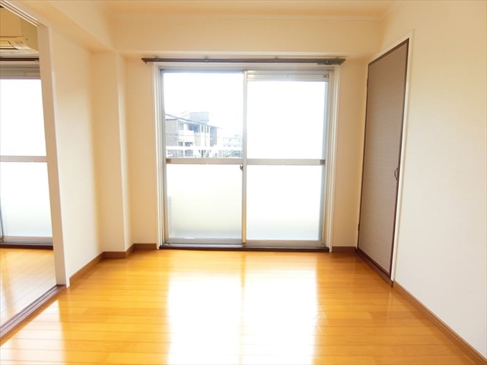 居室 シティ別府