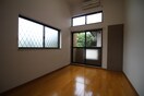 居室 スルーヴァリⅡ
