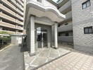 エントランス部分 シャトレ参番館