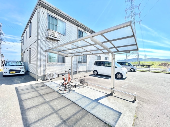 駐輪場 レトア感田　C棟