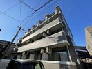 エステートモア諸岡の外観