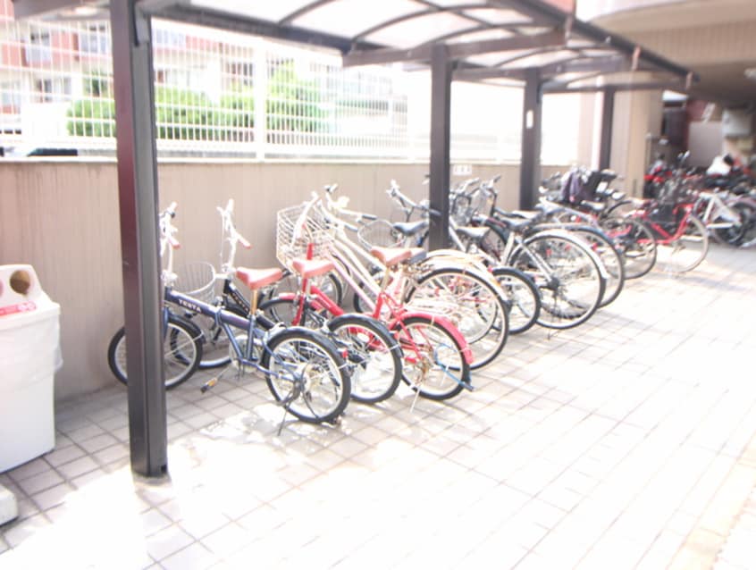 駐輪場 いわき６番館