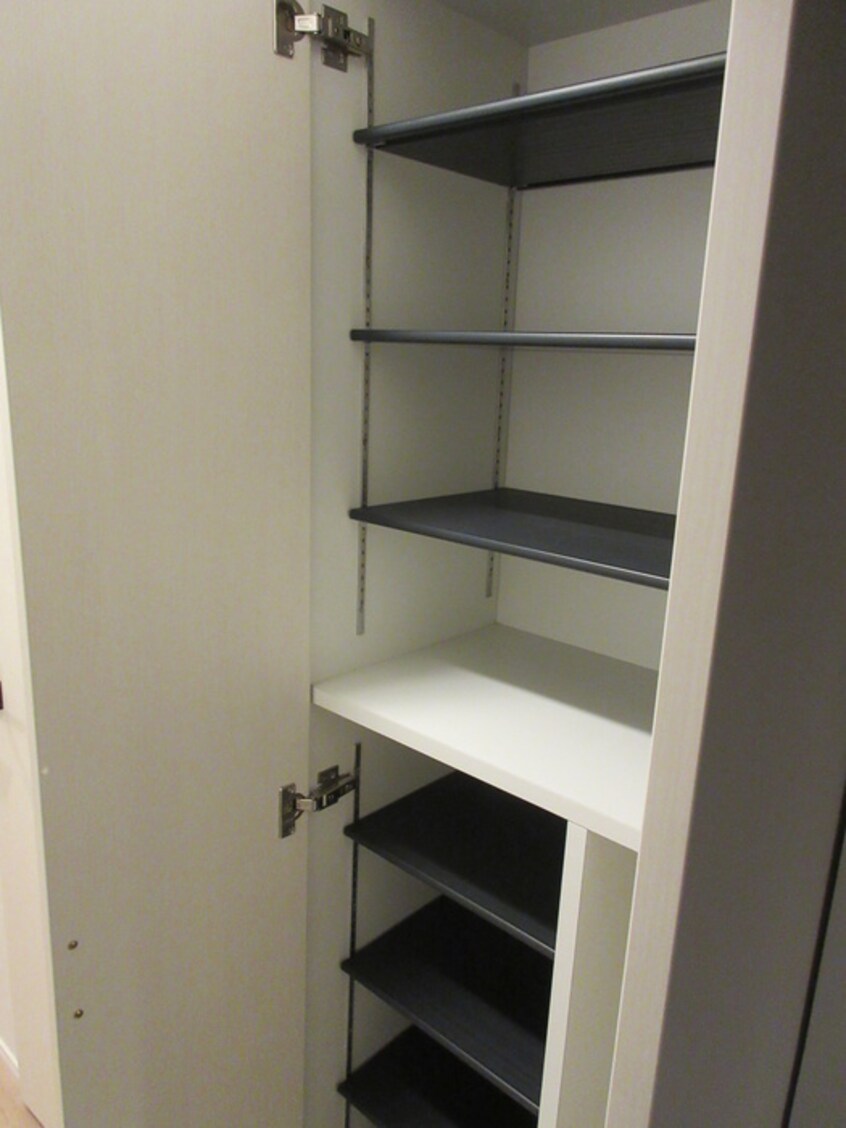 靴箱 ｴﾝｸﾚｽﾄ博多駅前ＡＲＴ（405）