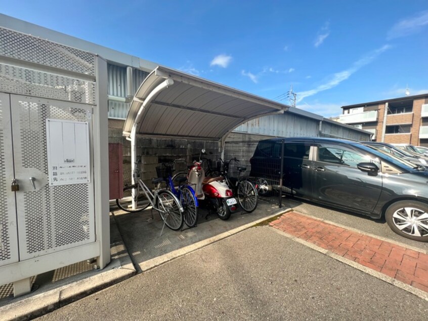 駐車場 ノ－トルア－ジュブラン