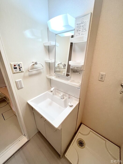 洗面 ノ－トルア－ジュブラン