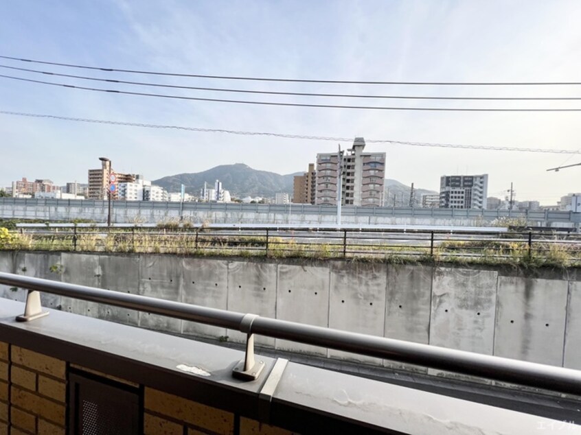 室内からの展望 ノ－トルア－ジュブラン