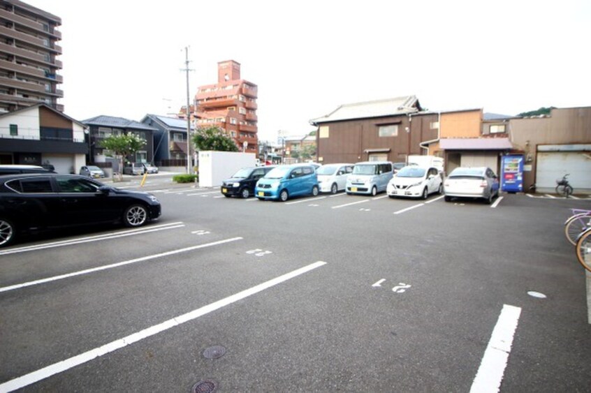 駐車場 アロ－ネ諏訪町