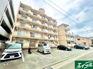 ロイヤルハイツ和白の外観
