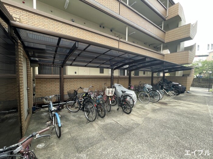 駐輪場 ふぁみーる志徳
