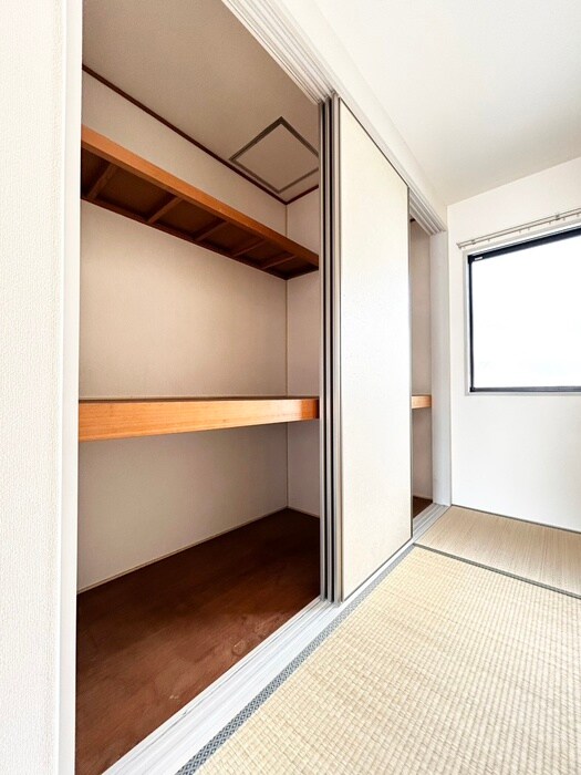 収納 サニースロープK