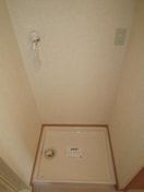 洗濯機置場 ファミーユＭ Ｃ