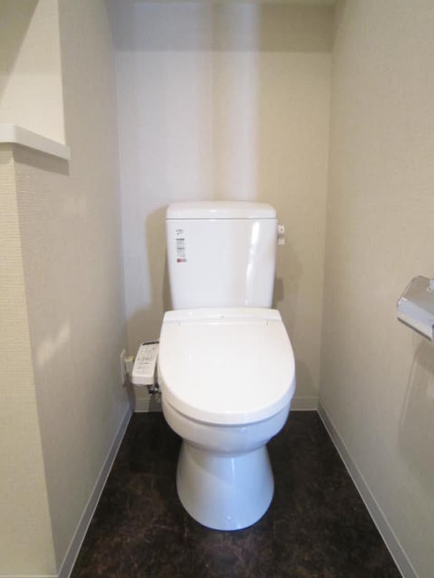 トイレ ｸﾞﾗﾝﾌｫｰﾚﾌﾟﾗｲﾑ天神東（703）