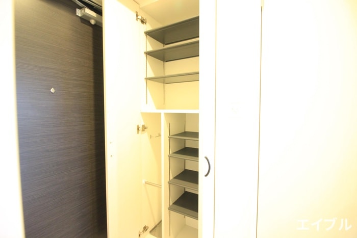 靴箱 ｴﾝｸﾚｽﾄ博多駅前ＡＲＴ（1108）