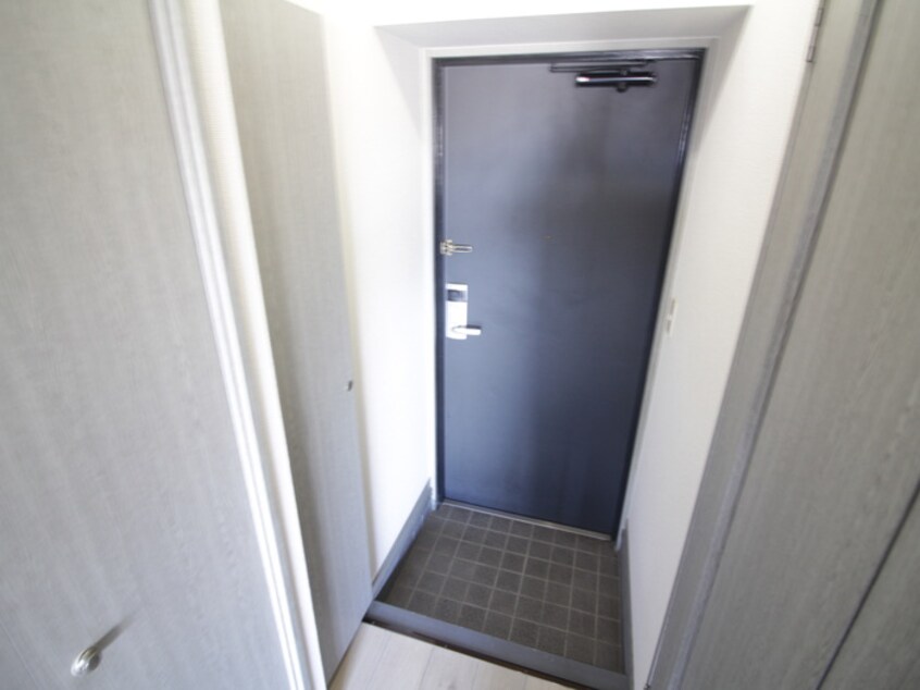 玄関 エステートモア姪浜(603)