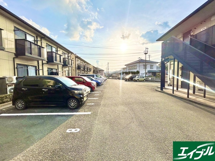 駐車場 橘倶楽部 八番館