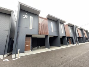 ブルーマリヌB棟