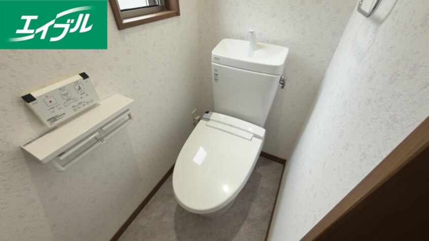 トイレ ブルーマリヌE棟