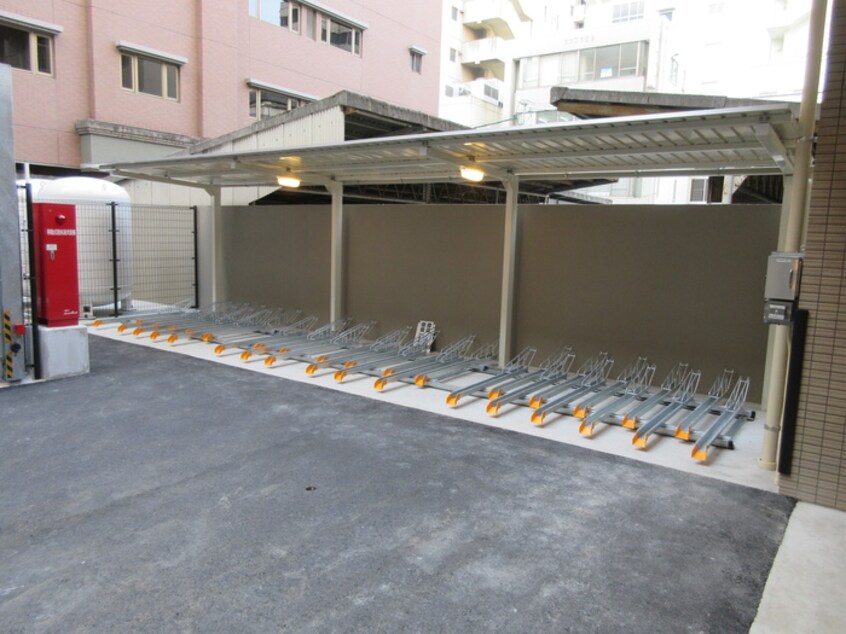 駐輪場 ｴﾝｸﾚｽﾄ博多駅前ＡＲＴ（1402）