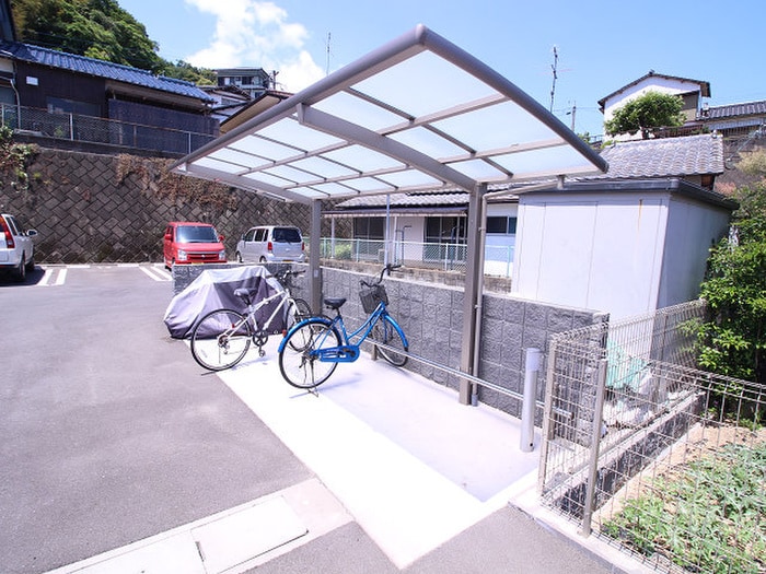 駐輪場 アカイユⅢ