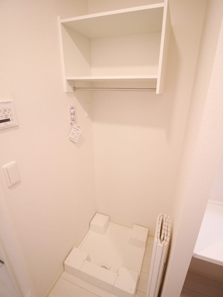 洗濯機置場 アカイユⅢ