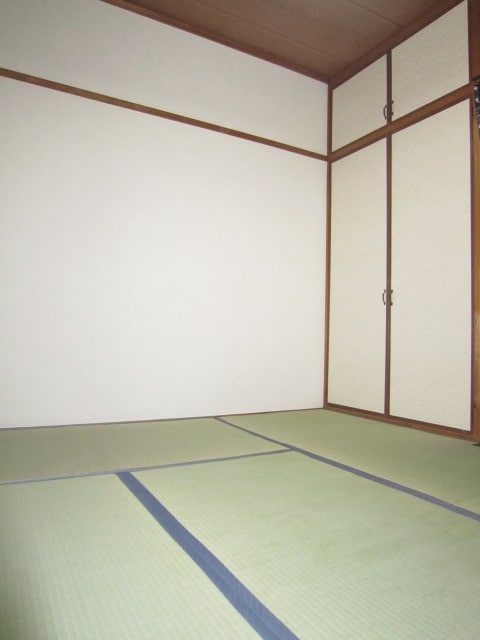 居室 コーポかおり