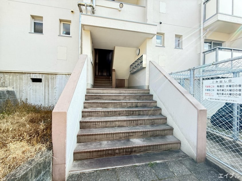 エントランス部分 金久ビル３００棟