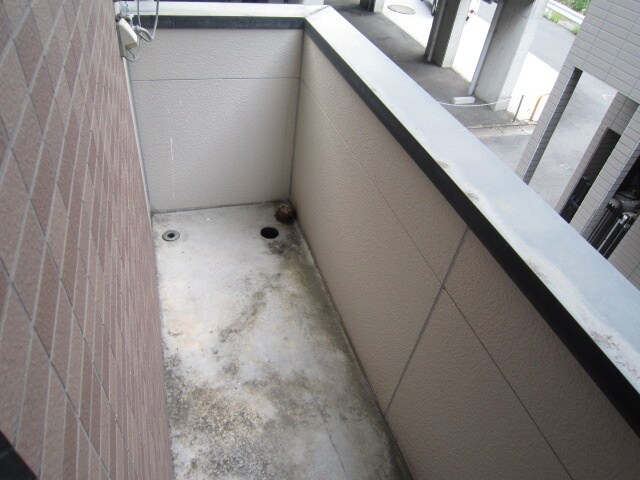 洗濯機置場 ロ－レル友泉亭