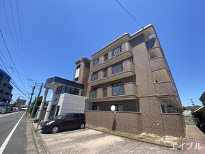 クレセントパレス