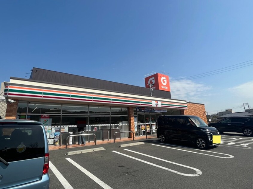 セブンイレブン　若松小敷店(コンビニ)まで600m ディアス・ひびきの　Ａ棟