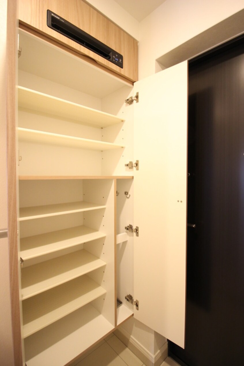 靴箱 ｴﾝｸﾚｽﾄ大博通りAPEX（1509）