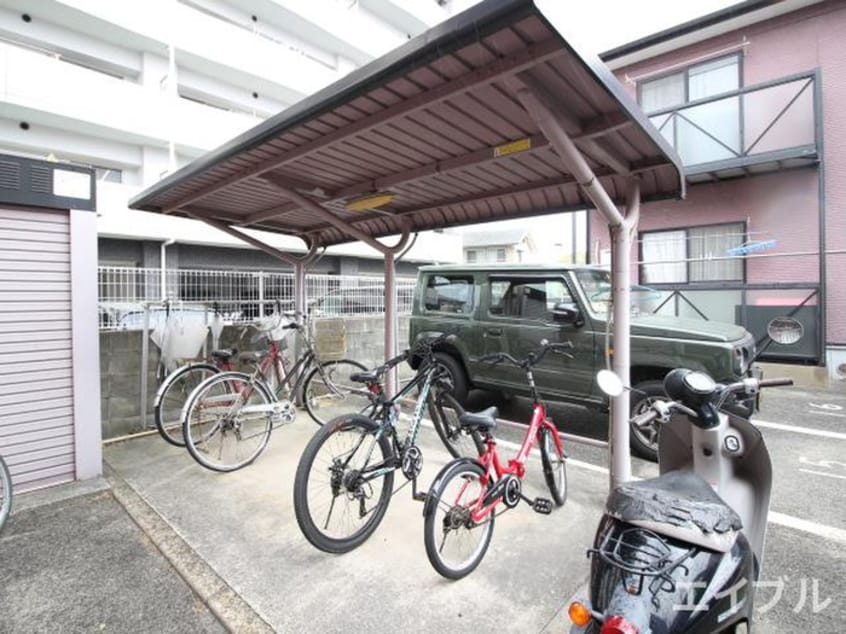 駐輪場 イーストスプリームⅢＢ