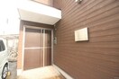 エントランス部分 ピュ－ル西新