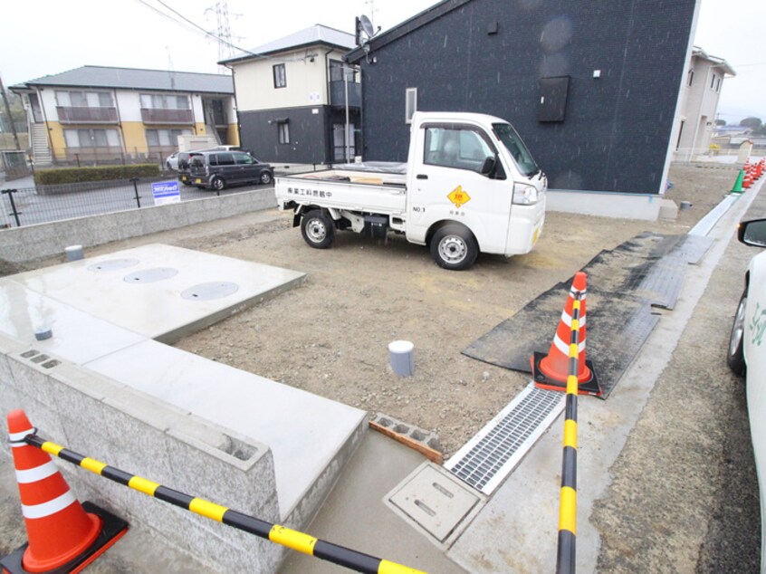 建築中 クローバーテラス