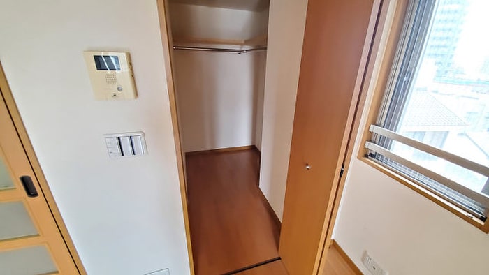 収納 アネシス片野