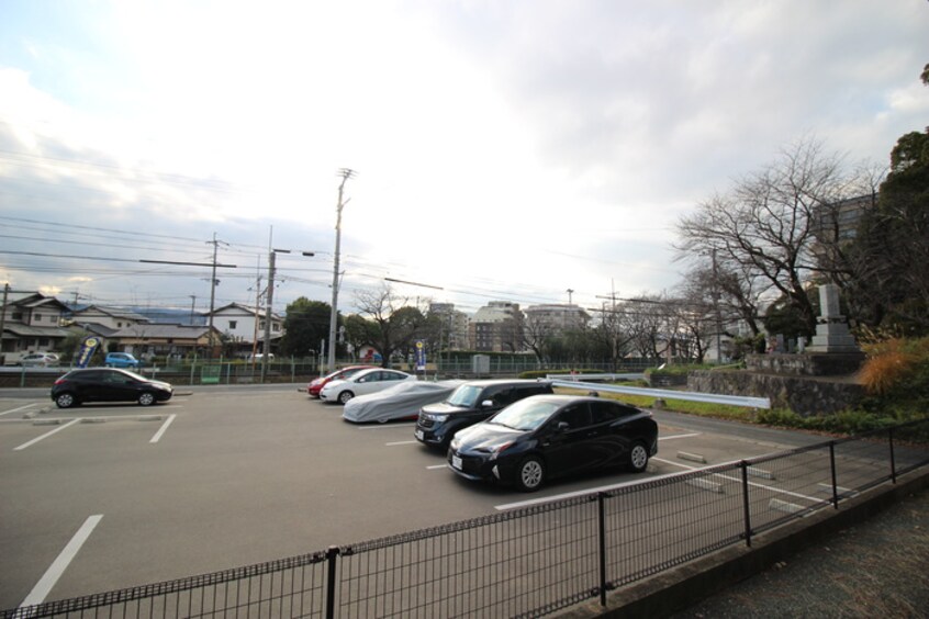 室内からの展望 セリバテ－ル太宰府