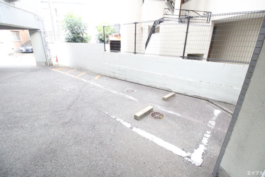 駐車場 メゾン・マコイ・タカミヤ