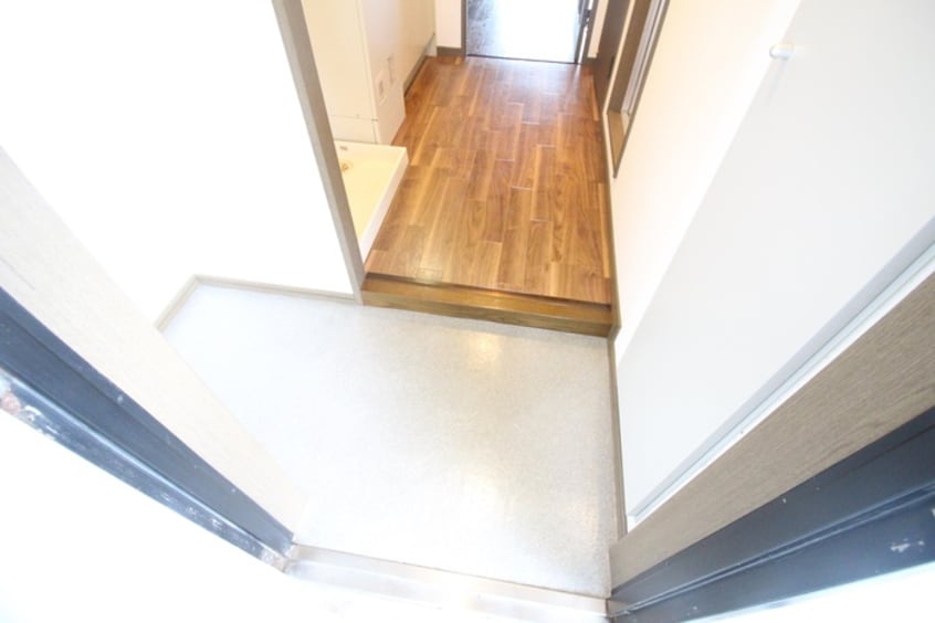 玄関 メゾン・マコイ・タカミヤ